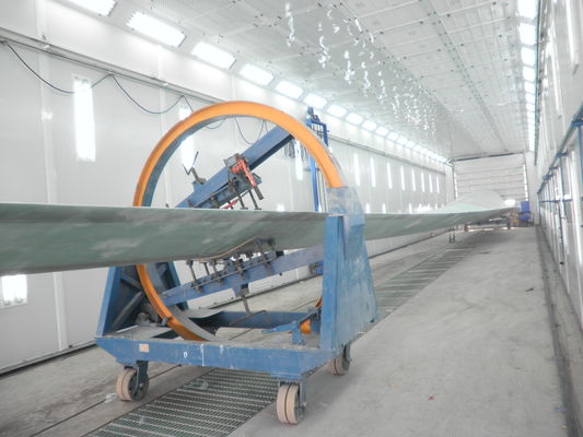 La turbina de viento se eleva sitio grande de la pintura de la cuchilla de la energía eólica de la cabina de la pintura